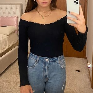Long sleeve black off the shoulder top